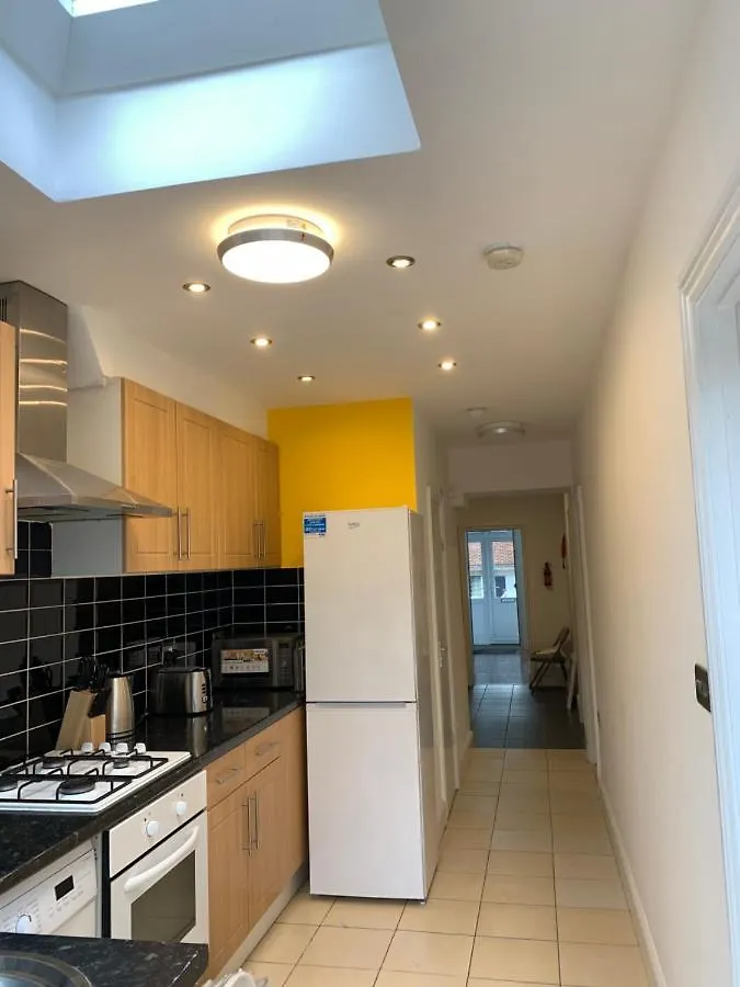 Bed & Breakfast Grand Heights Suites London United Kingdom