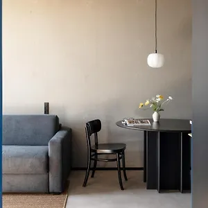 https://danieljacobs-urban-studios-and-boutique-apartments.aarhushotels.net